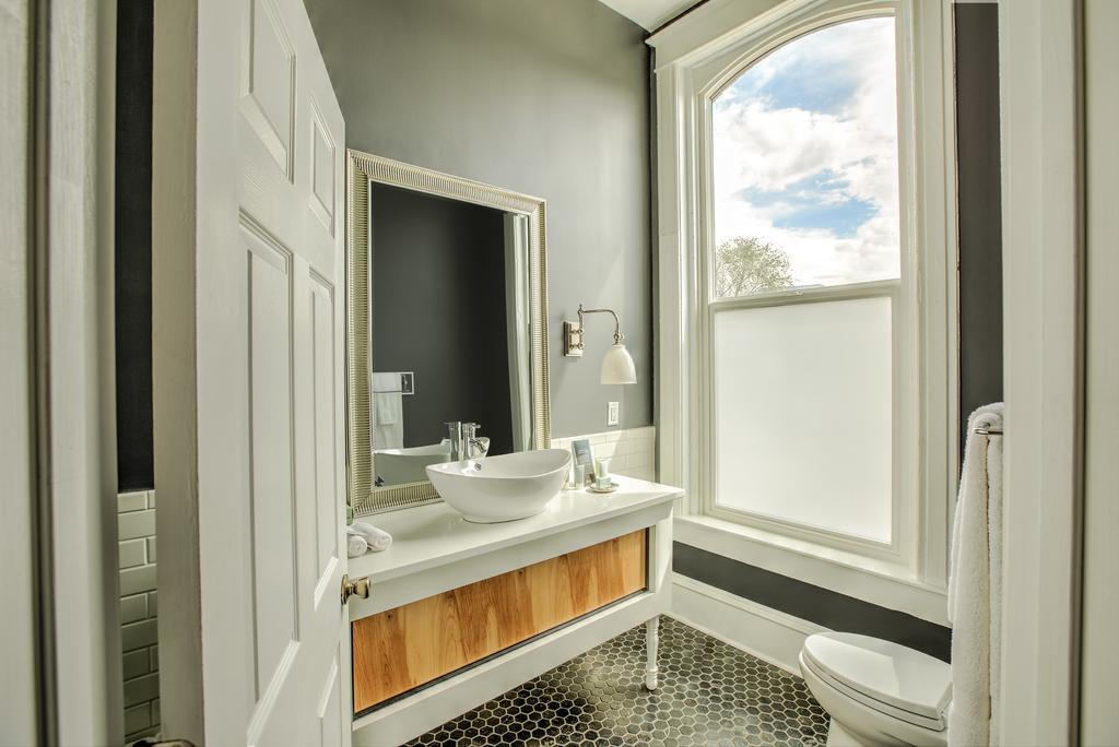 The Harkness Hotel McCammon ภายนอก รูปภาพ